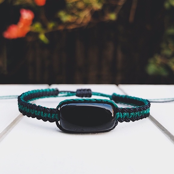 Handmade by me! Jewelry - ☽ Onyx Stone • Dark Green/Black Macrame Bracelet ☾